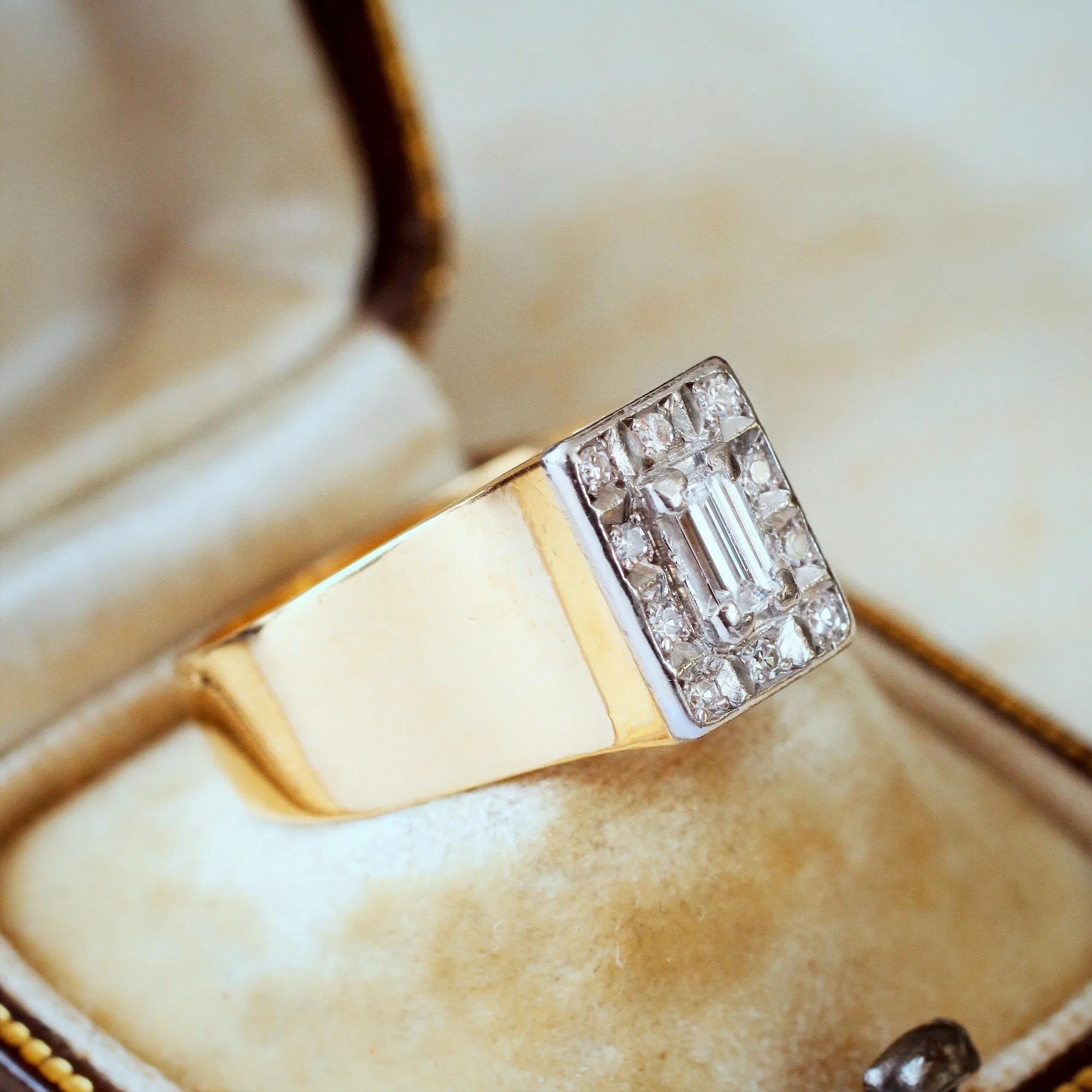 Exciting! Statement Mid Century Diamond Cluster Band